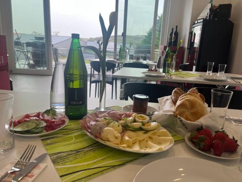 Comida en el departamento o alrededores