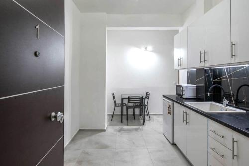 Sweet apartment in Athens A1