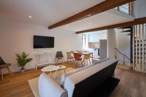 Le Rempart Harmonieux - Triplex au pied de la Cité