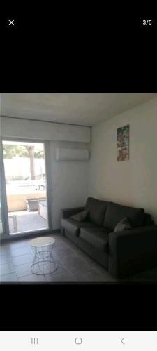 Photo de la galerie de l'établissement Studio port de Hyères, à Hyères