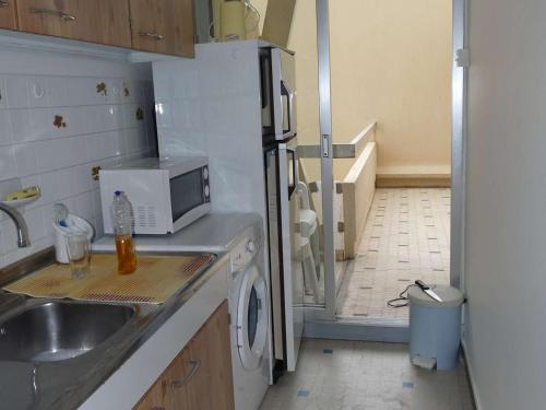 Studio avec Loggia, Terrasse & Parking Privé en Centre-Ville, Proche Plage