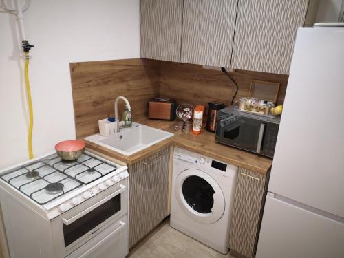 Citylux Apartman-Ingyenes parkolás 4026 Debrecen, Darabos utca 12 kép - 3