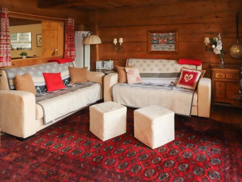 Apartment Les Moulins by Interhome