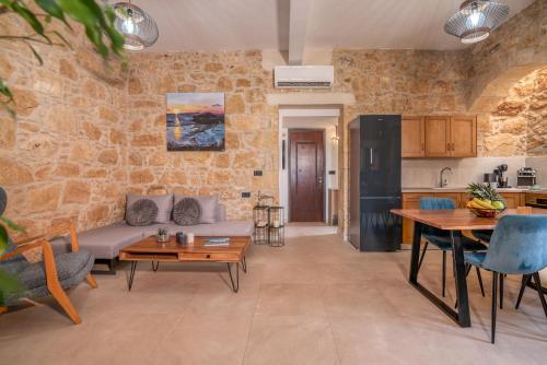 Cavos Luxury Apartments