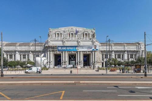 Central station aptament