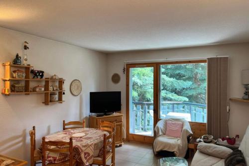 Photo de la galerie de l'établissement T3 with balcony - near runway, à La Salle Les Alpes