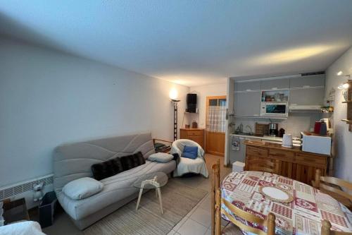 Photo de la galerie de l'établissement T3 with balcony - near runway, à La Salle Les Alpes