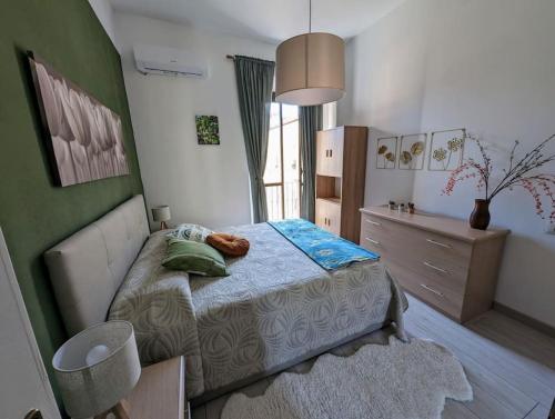 Bright flat just 10 minutes from the city centre photo 2