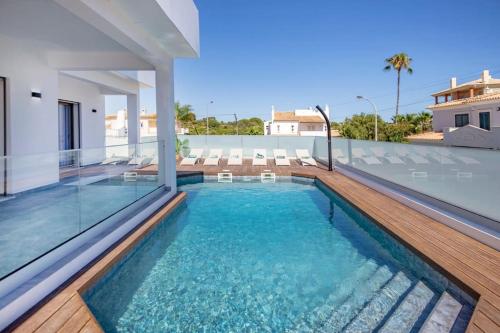 Krystal Bay Villa