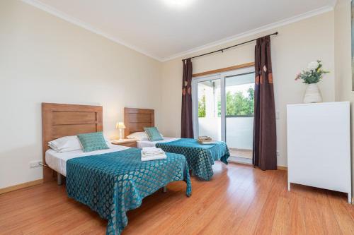 Apartment Arielle - Cosy Holiday Home With Pool