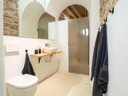 Ένα μπάνιο στο BHost - Las Cañas