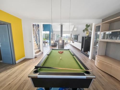 Photo de la galerie de l'établissement Porte du Nord à Hénin Beaumont, à Hénin-Beaumont