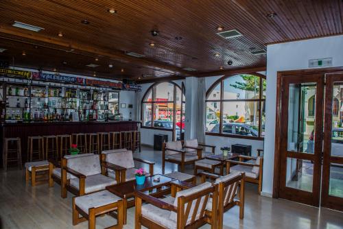 Lounge atau bar di Hotel Velissarios