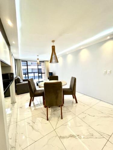 Táxi grátis disponível Flat Atlântico 405 Menor preço em Táxi grátis disponível Flat Atlântico 405