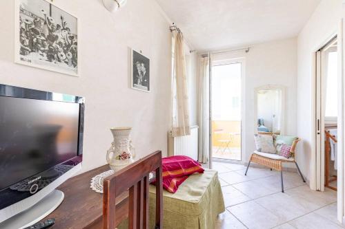 Μια τηλεόραση ή/και κέντρο ψυχαγωγίας στο Summertime Villa