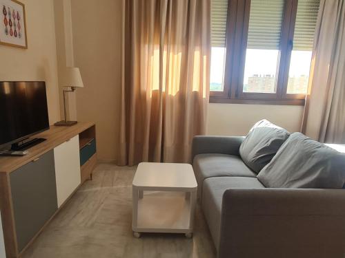 Μια τηλεόραση ή/και κέντρο ψυχαγωγίας στο Lux Abril