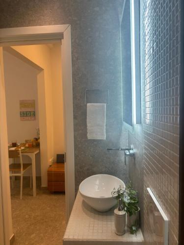 Cozy Apartment at Panormou Metro, Athens City Center