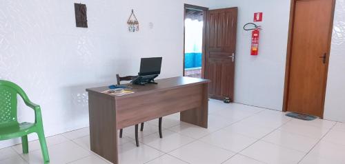 Televisyen dan/atau pusat hiburan di Joia do Paraiso - Macapá Luís Correia