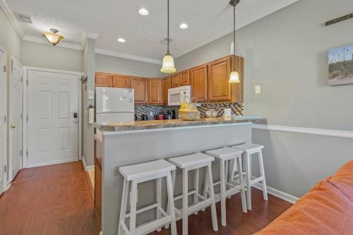 River Oaks Resort Golf Course View Unit 63C photo 6
