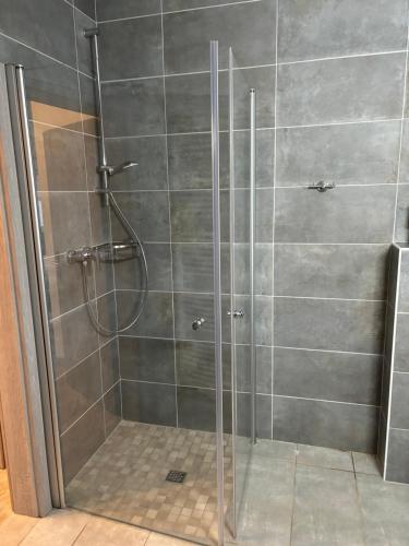Bilik mandi di Haus Koblenz