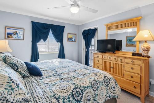 Chateau By the Sea Cozy Oceanfront Unit B3 photo 12
