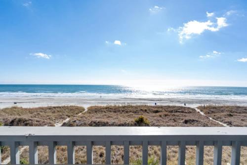 Chateau By the Sea Cozy Oceanfront Unit B3 photo 21