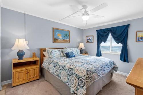Chateau By the Sea Cozy Oceanfront Unit B3 photo 13
