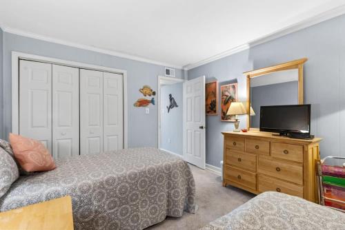 Chateau By the Sea Cozy Oceanfront Unit B3 photo 17