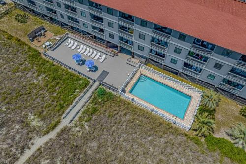 Chateau By the Sea Cozy Oceanfront Unit B3 photo 24