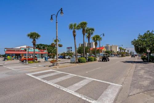 Chateau By the Sea Cozy Oceanfront Unit B3 photo 32