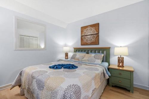 Postel nebo postele na pokoji v ubytování Myrtle Beach Resort Oceanfront Unit B129