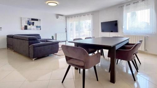 Apartment Stefany - Veli Maj