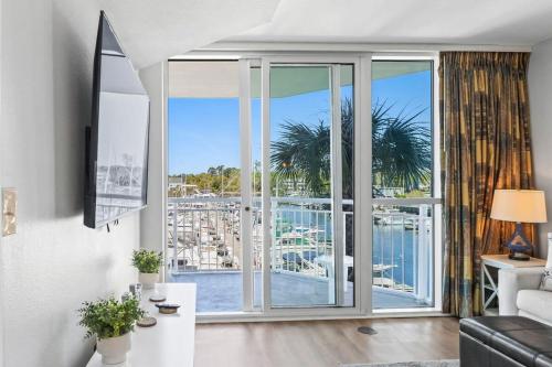 Harbourgate Resort Charming Marina Front Unit 122 photo 7