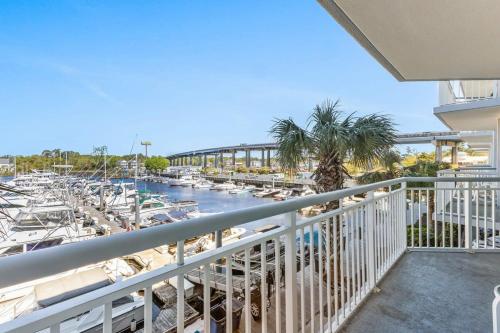 Harbourgate Resort Charming Marina Front Unit 122 photo 36