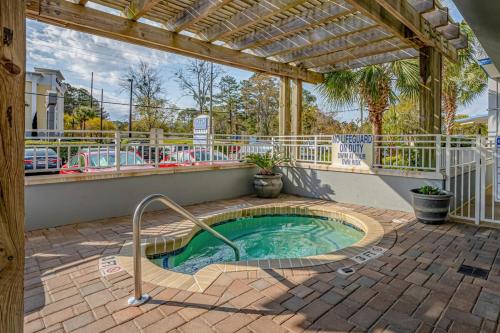 Harbourgate Resort Charming Marina Front Unit 122 photo 5