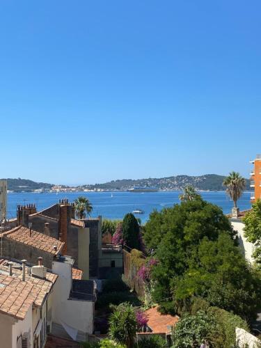 T2 vue mer Toulon plage Mourillon