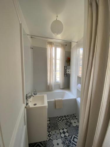 Koupelna v ubytování T2 vue mer Toulon plage Mourillon