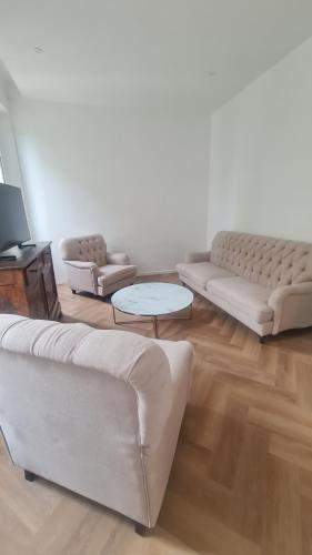Appartement 2 chambres, de luxe, à 50 m de la plage