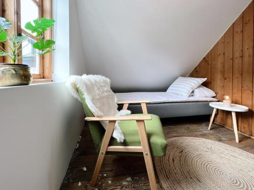 Postel nebo postele na pokoji v ubytování Charming Faroese Home
