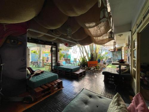 Un lugar para sentarse en Oceanic Hostel