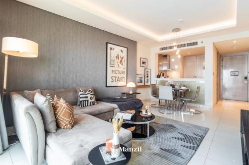 Manzil - 1BR Apartment in Paramount with Top-Floor Luxury Living