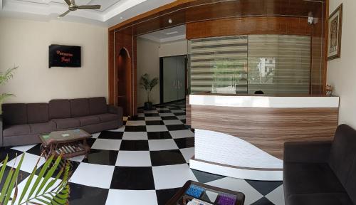 Ένα μπάνιο στο Hotel The Parmatma