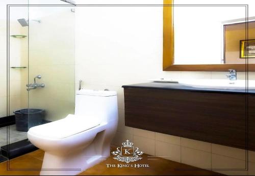 Koupelna v ubytování Kings Hotel Egmore