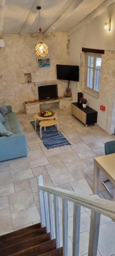 Μια τηλεόραση ή/και κέντρο ψυχαγωγίας στο Arriva Villas