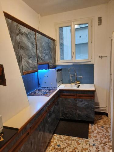 PARIS BASTILLE BEL APPARTEMENT 4 COUCHAGEs