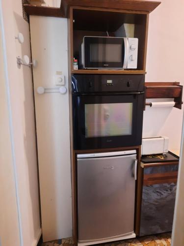 PARIS BASTILLE BEL APPARTEMENT 4 COUCHAGEs