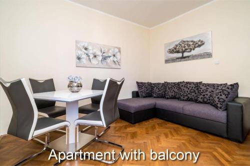 Zona d'estar a Apartments Budman