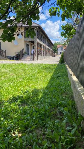 Taman di luar Гостьовий Будинок Косонь