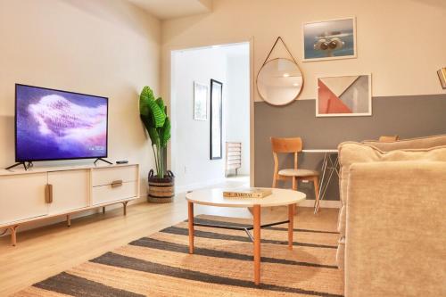 Imagen de la galería de Cozy Couple's Corner In Downtown San Diego, en San Diego