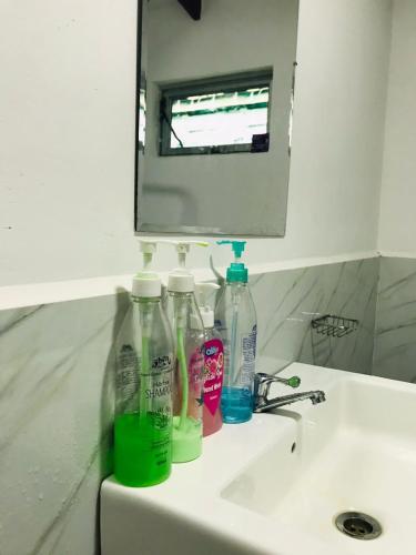 Imagen de la galería de Kavee Transit Hotel, en Katunayake